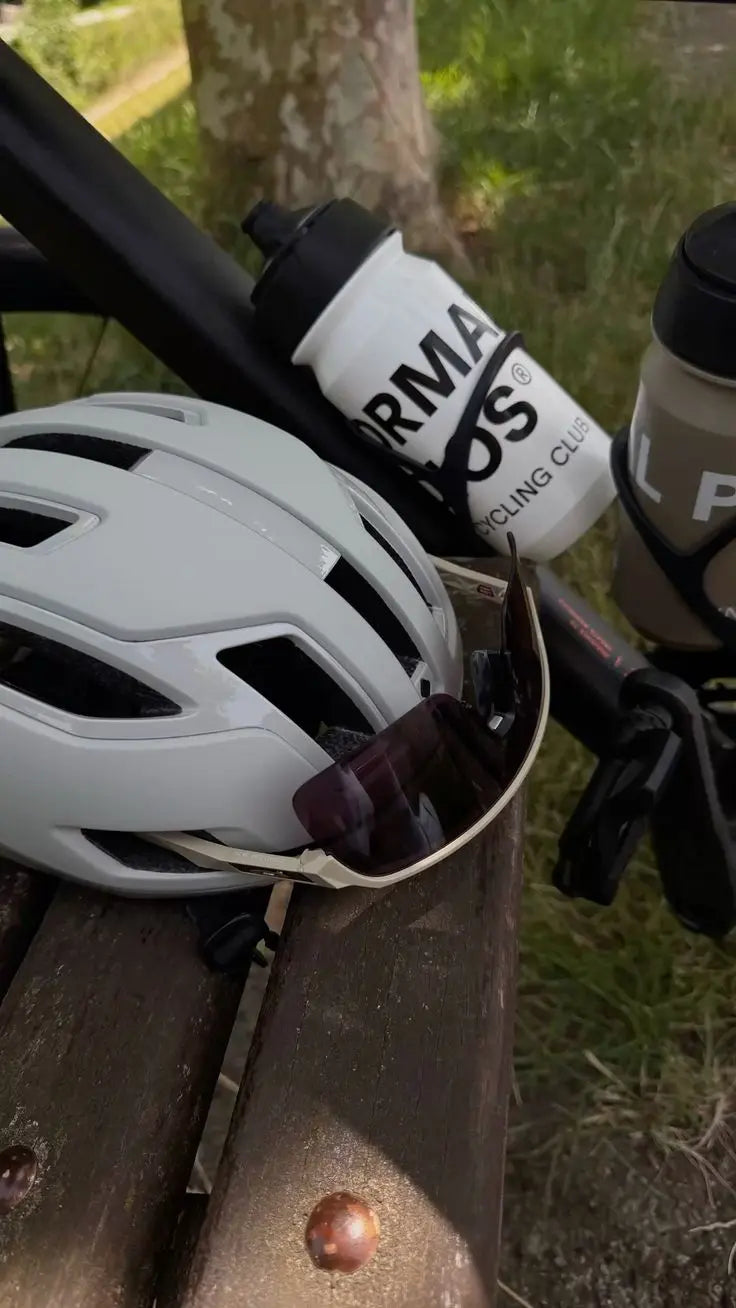 Le Support de Rangement Vélo Mural : La Solution Idéale pour Optimiser Votre Espace HOOK©