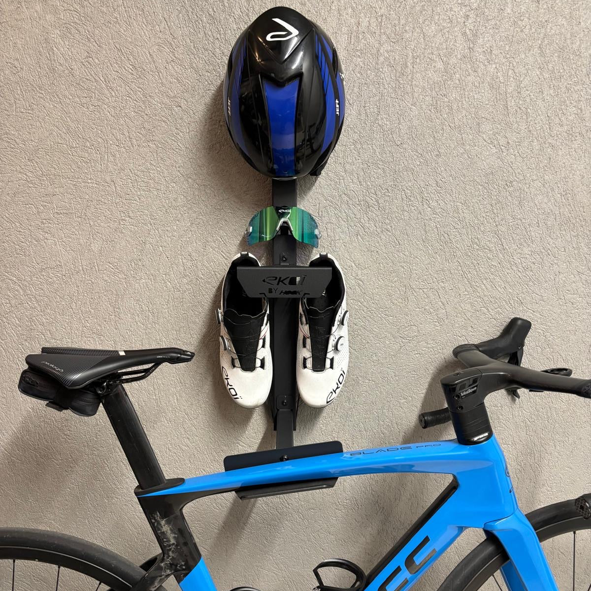 Support vélo casque 