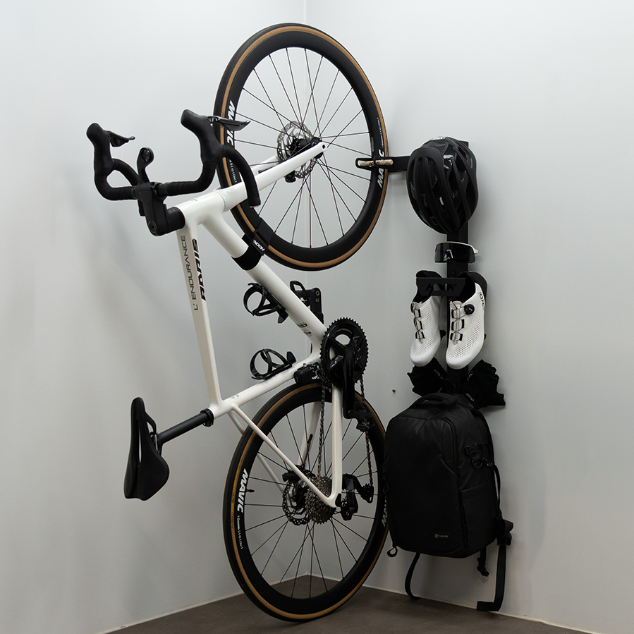 Crochet mural vélo noir ajustable en hauteur